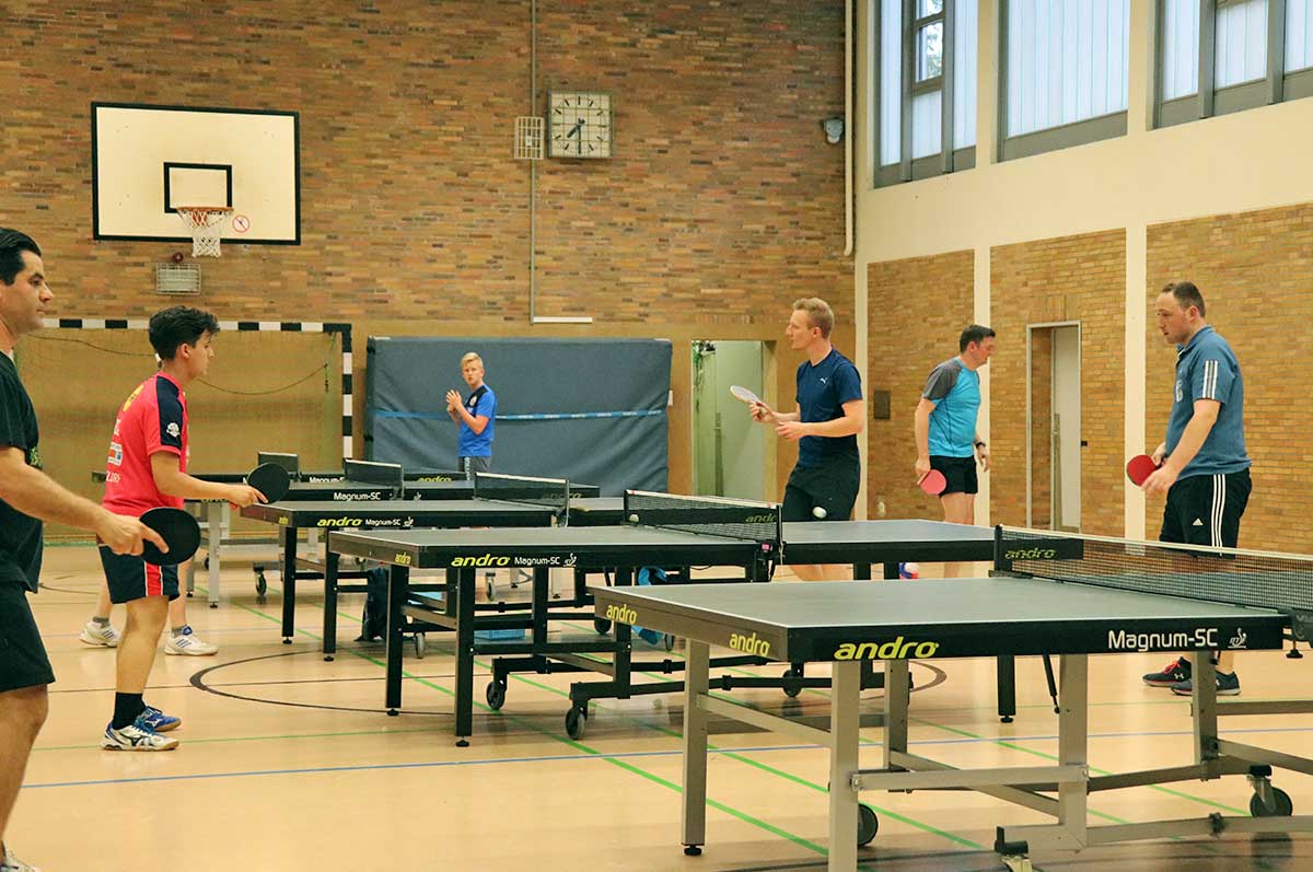 Tischtennistraining des FC Brünninghausen