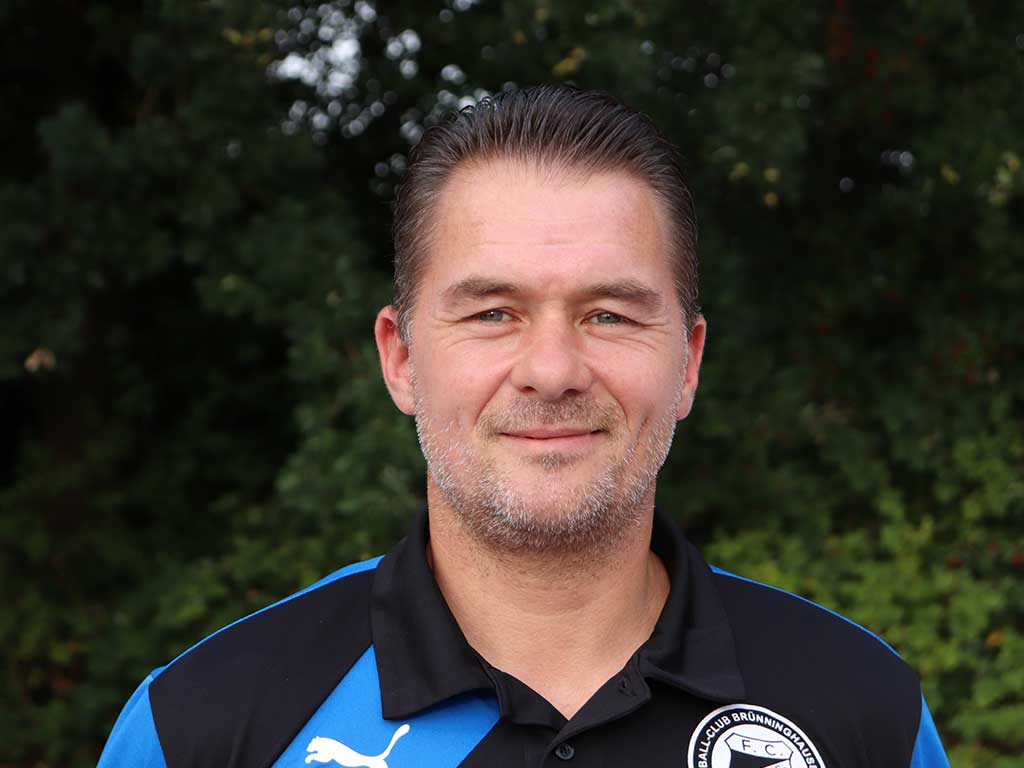 Denis Serocka Denis Serocka - Trainer der U8 Mannschaft